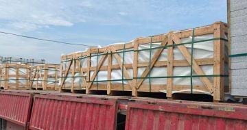 德阳 芝麻白花岗岩地铺石出口专车-泰国游