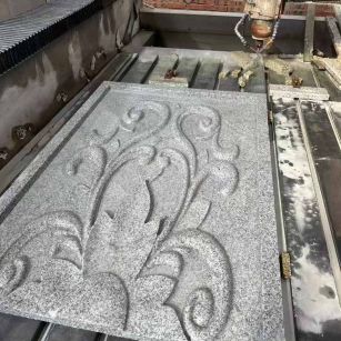 德阳 白麻别墅干挂雕花板