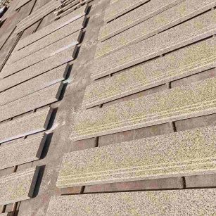 德阳 黄金麻花岗岩光面楼梯踏步