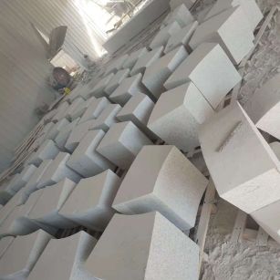 德阳 白麻花岗岩异形坐凳