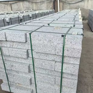 德阳 白麻花岗岩路沿石，弧形路沿石，道牙石，马路牙子，界石，路缘石，平沿石，直岩石，平缘石等