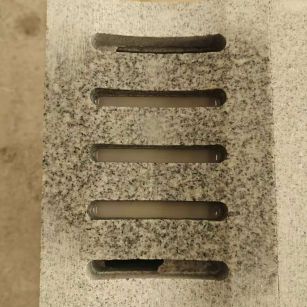 德阳 芝麻白拉丝面花岗岩U型开槽排水槽