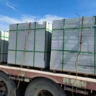 德阳 芝麻白花岗岩地铺石装车日常