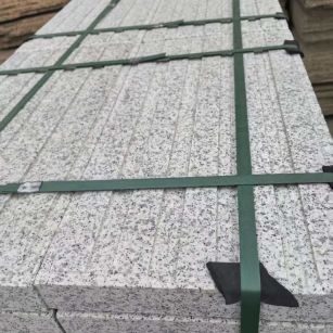 德阳 白麻花岗岩直行盲道石，盲条，地铺石