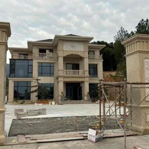 德阳 黄金麻花岗岩别墅雕花外墙干挂配上门口雕花罗马柱