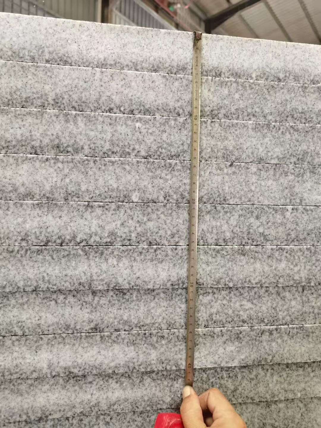 德阳 芝麻白火烧成品厚薄均匀，B料价格接近A料质量