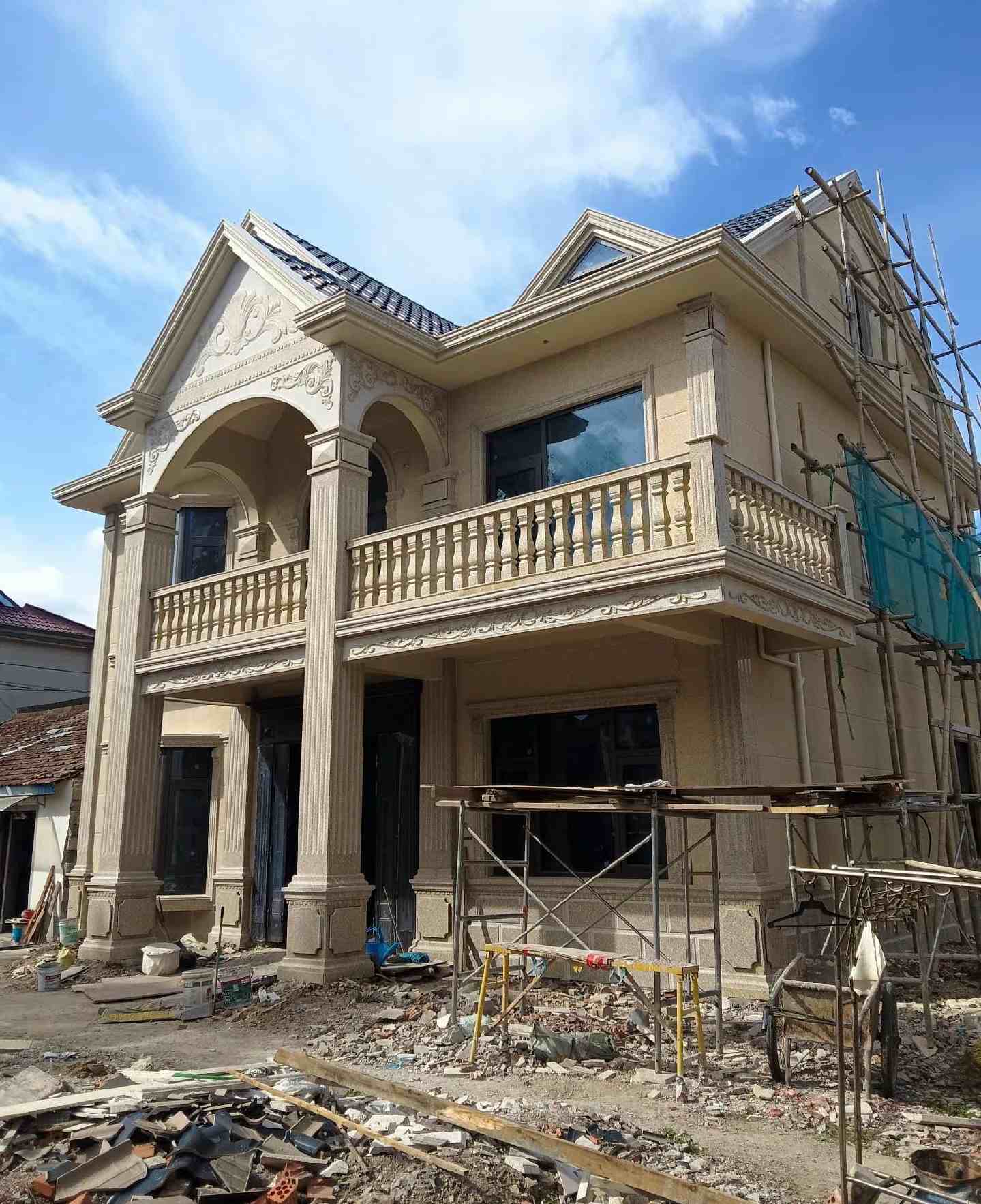 德阳 黄金麻花岗岩石材私人别墅雕花门楼柱阳台栏杆