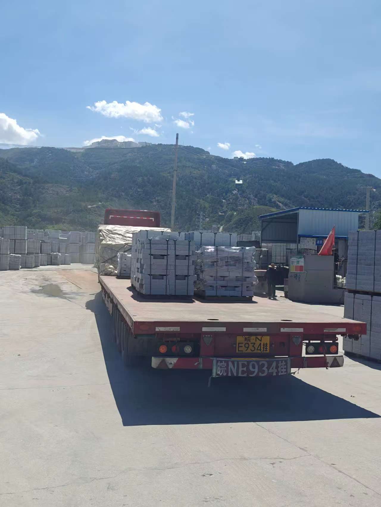 德阳 芝麻白仿形路沿石，直形路沿石