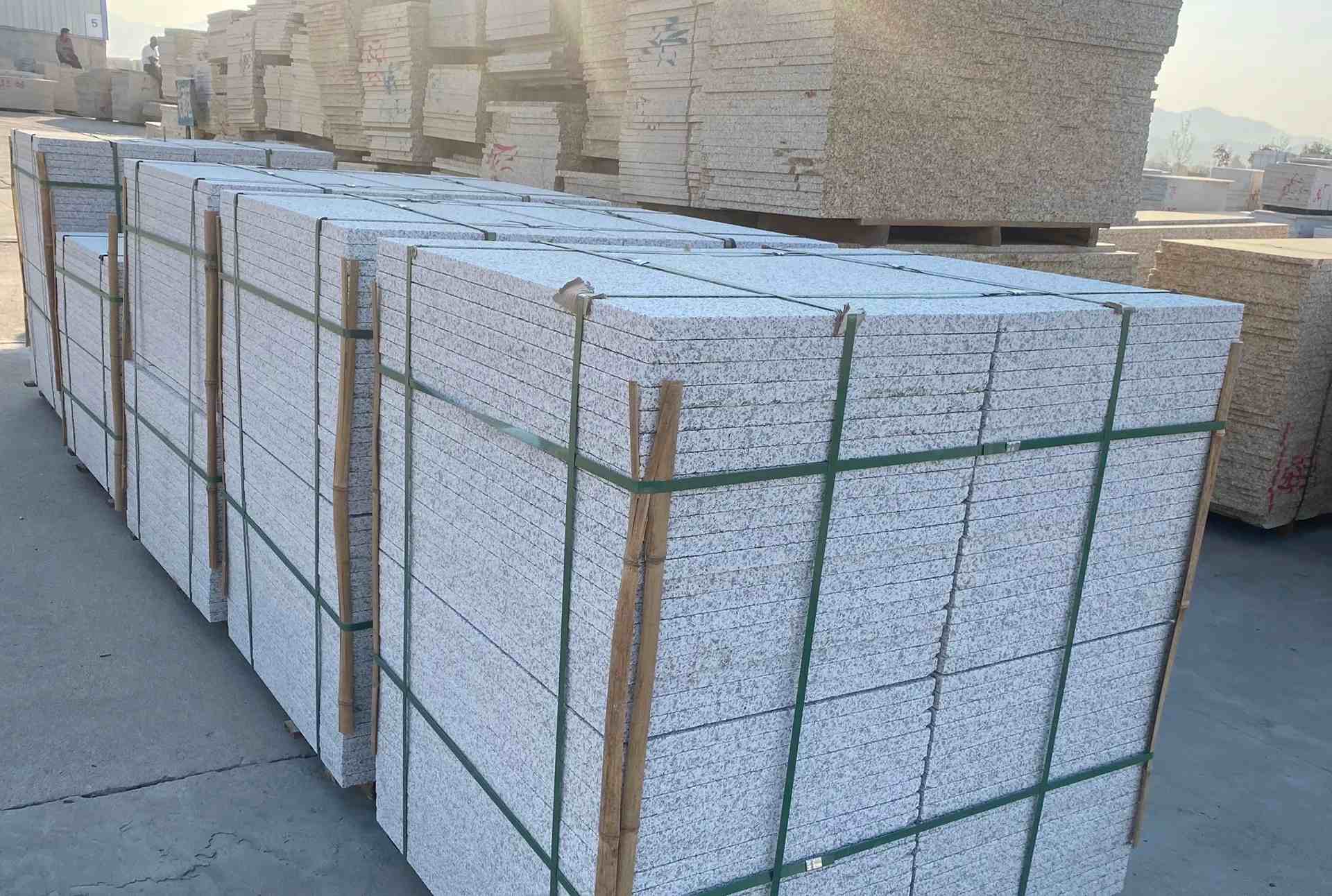 德阳 白麻花岗岩荔枝面地铺石