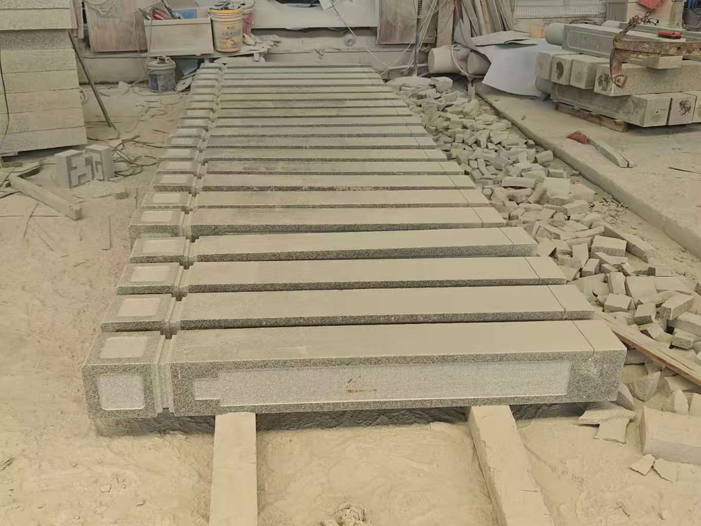 德阳 芝麻白异形加工雕刻-栏杆大柱，方柱