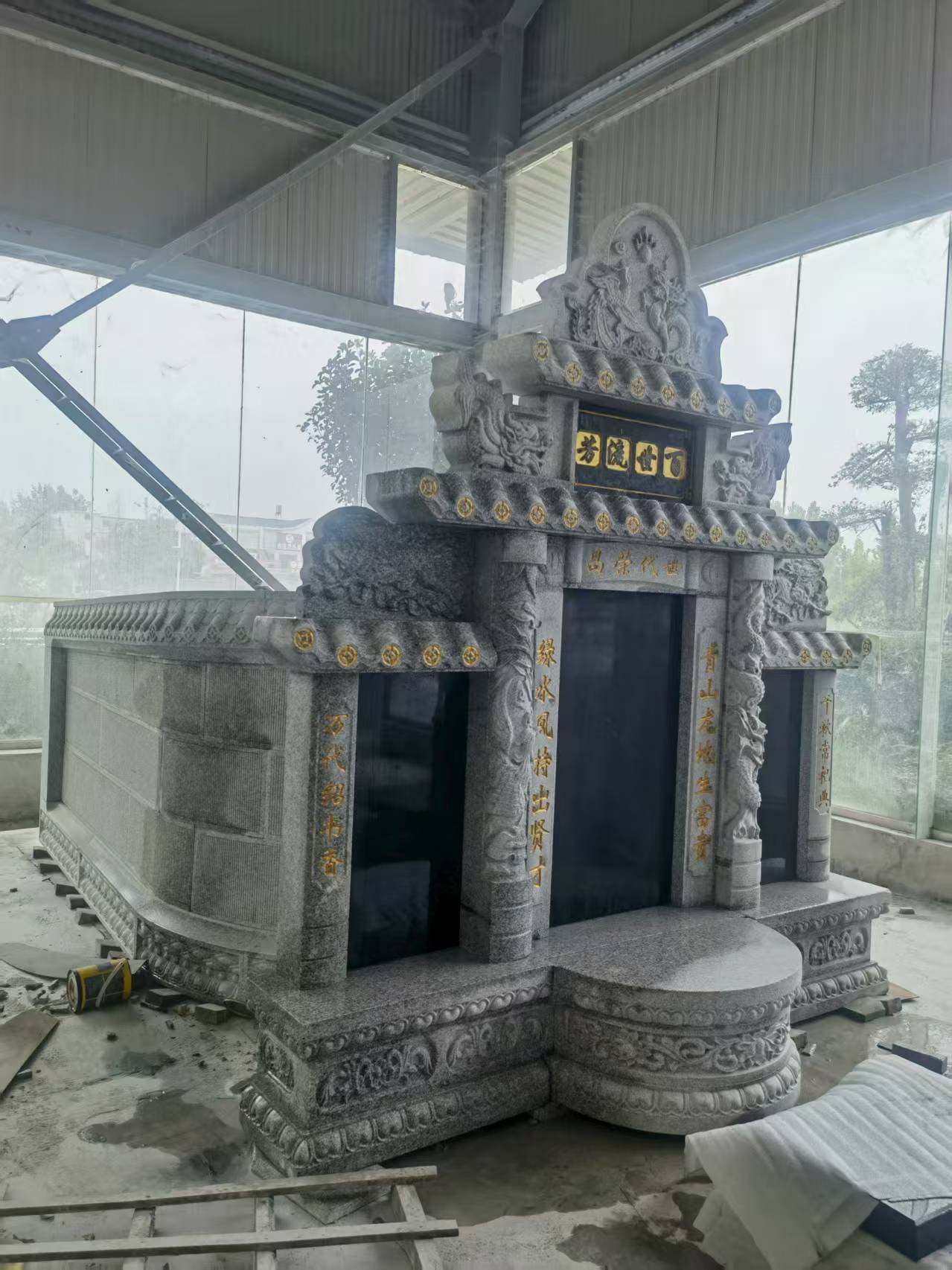 德阳 芝麻白墓碑效果展示图