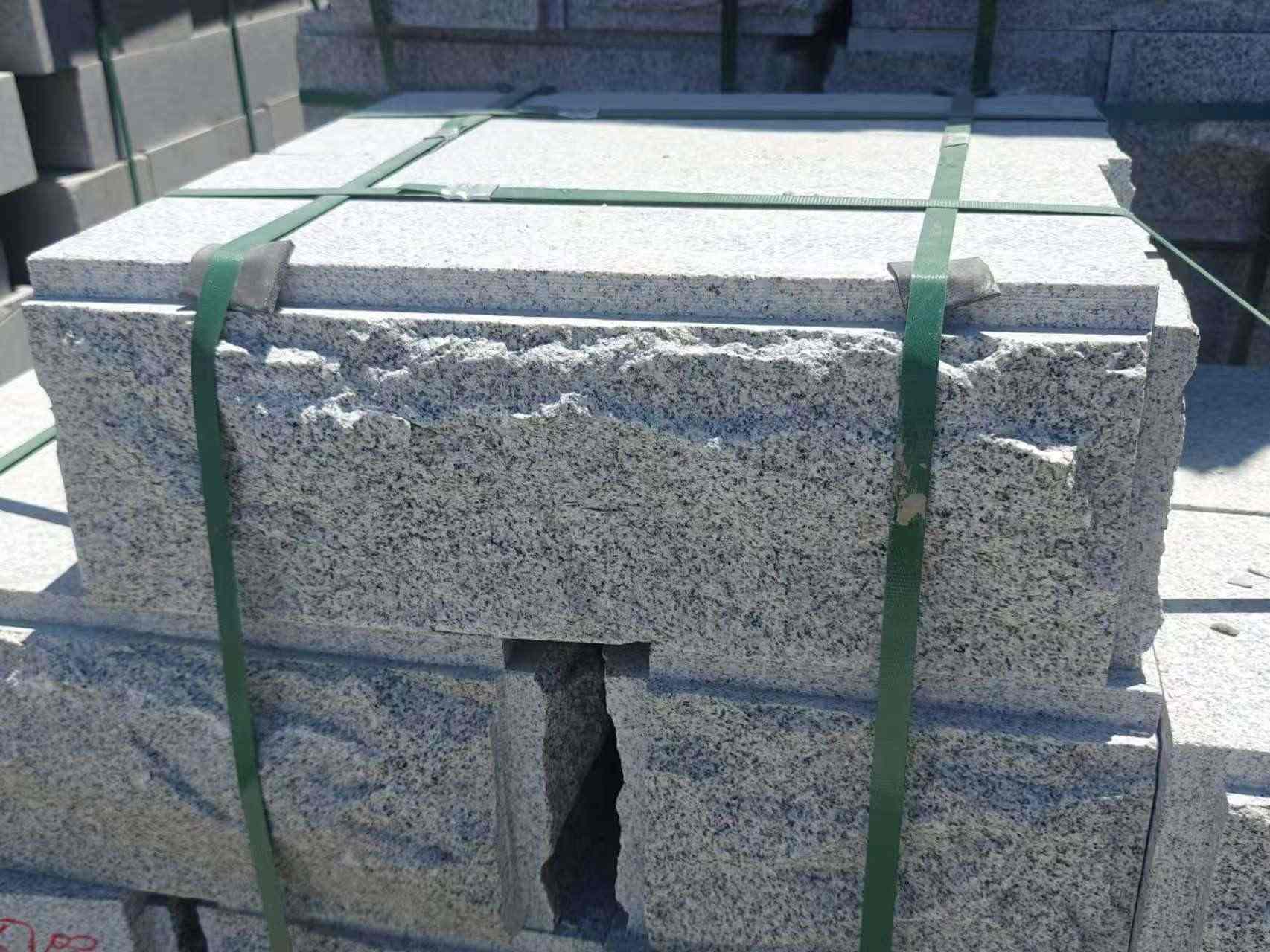 德阳 芝麻白花岗岩自然面成品