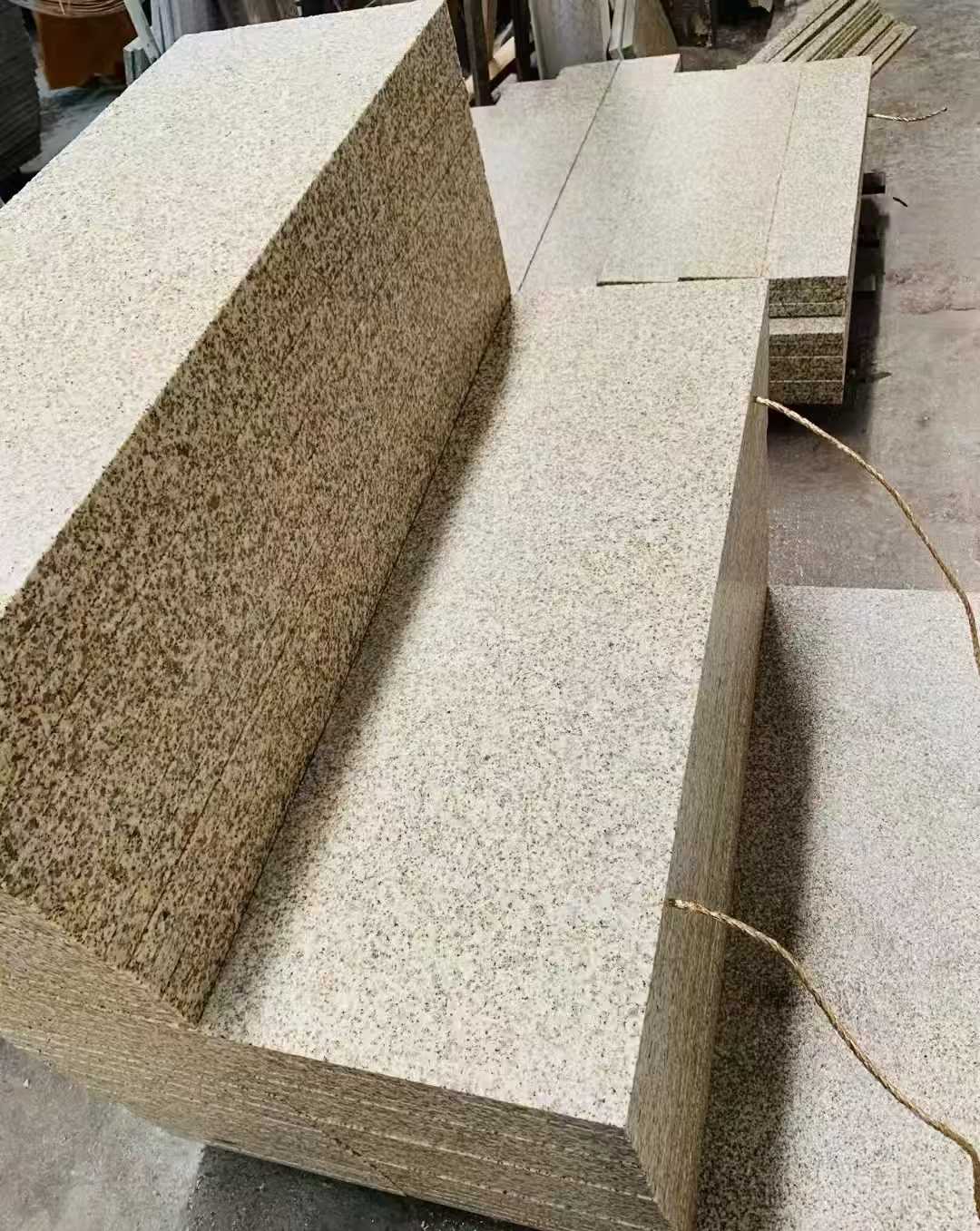 德阳 黄金麻荔枝面外墙干挂成品